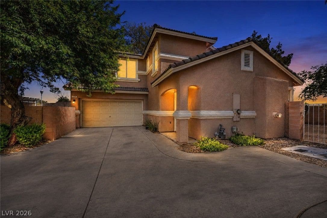 136 Samantha Rose Street photo 2