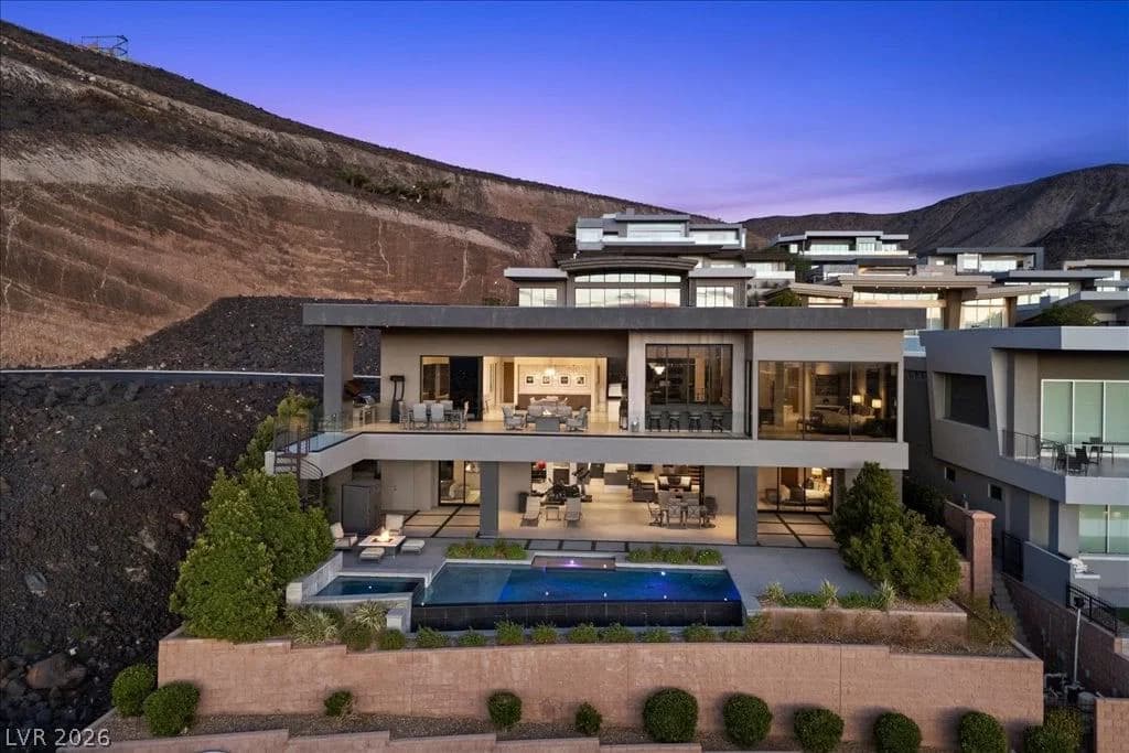 657 Ridgestone Rim Court photo 4