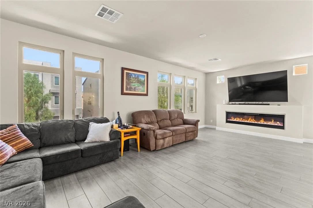 8145 Caldera Creek Street photo 3