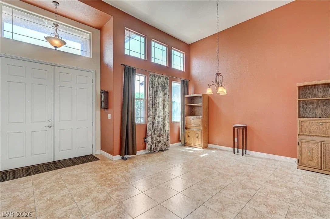 6404 Tigers Lair Court photo 5