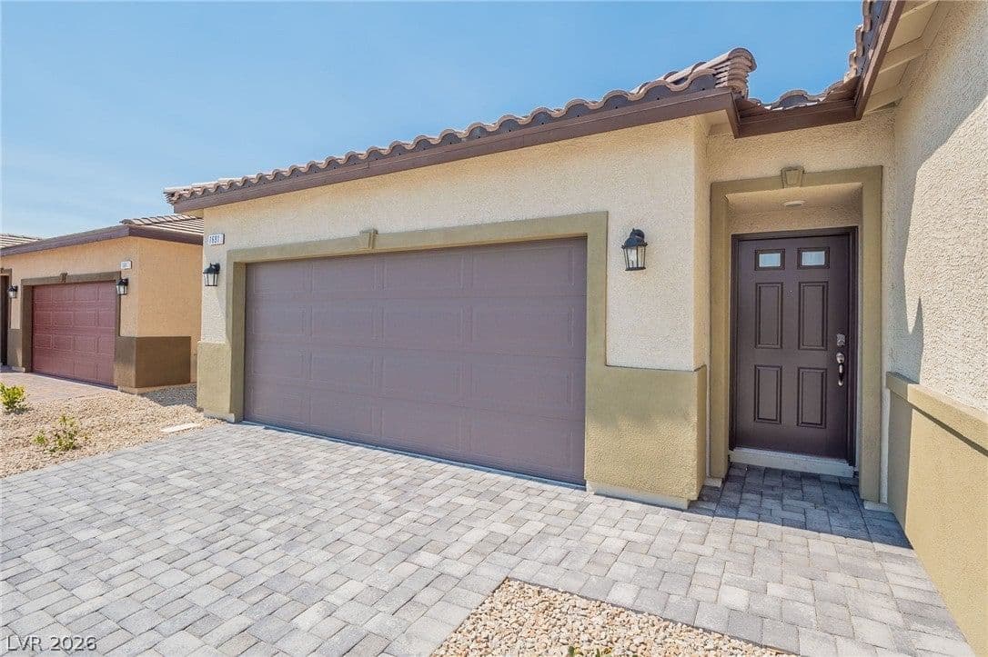 1691 Douglas Creek Street photo 3