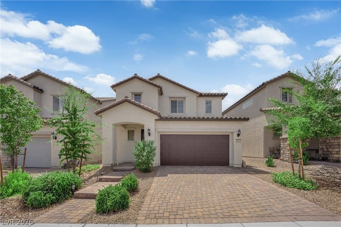 9947 Fletcher Peak Avenue photo 2