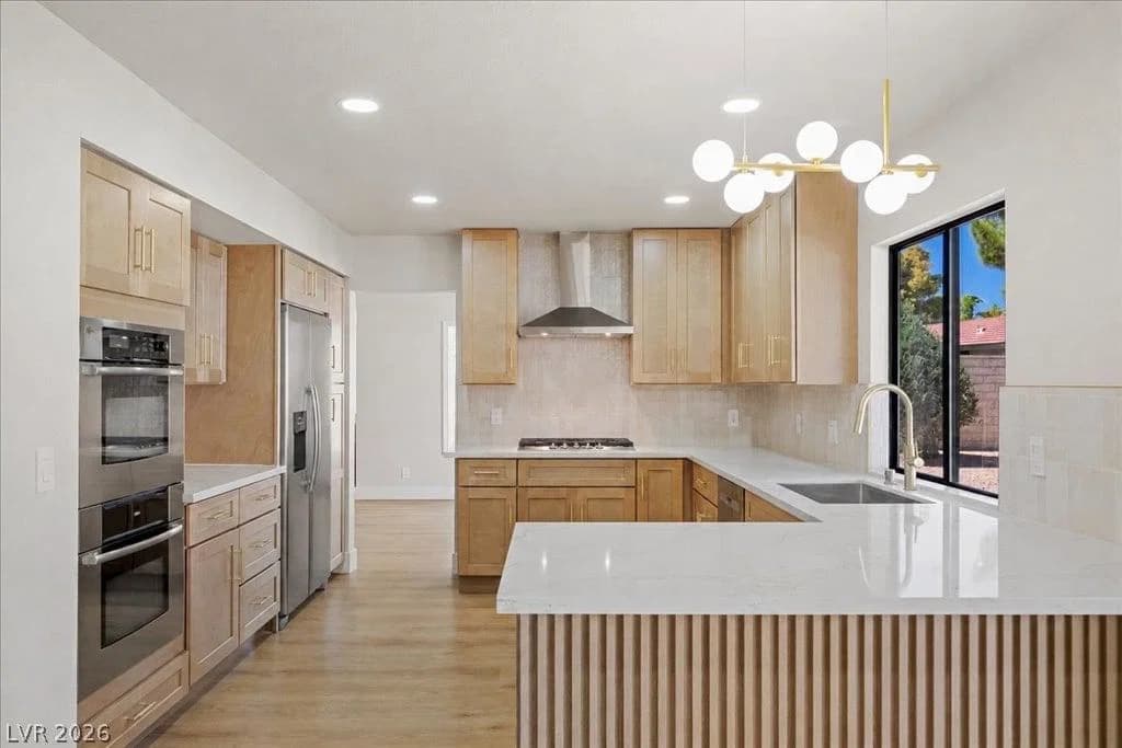 531 Carnforth Drive photo 3