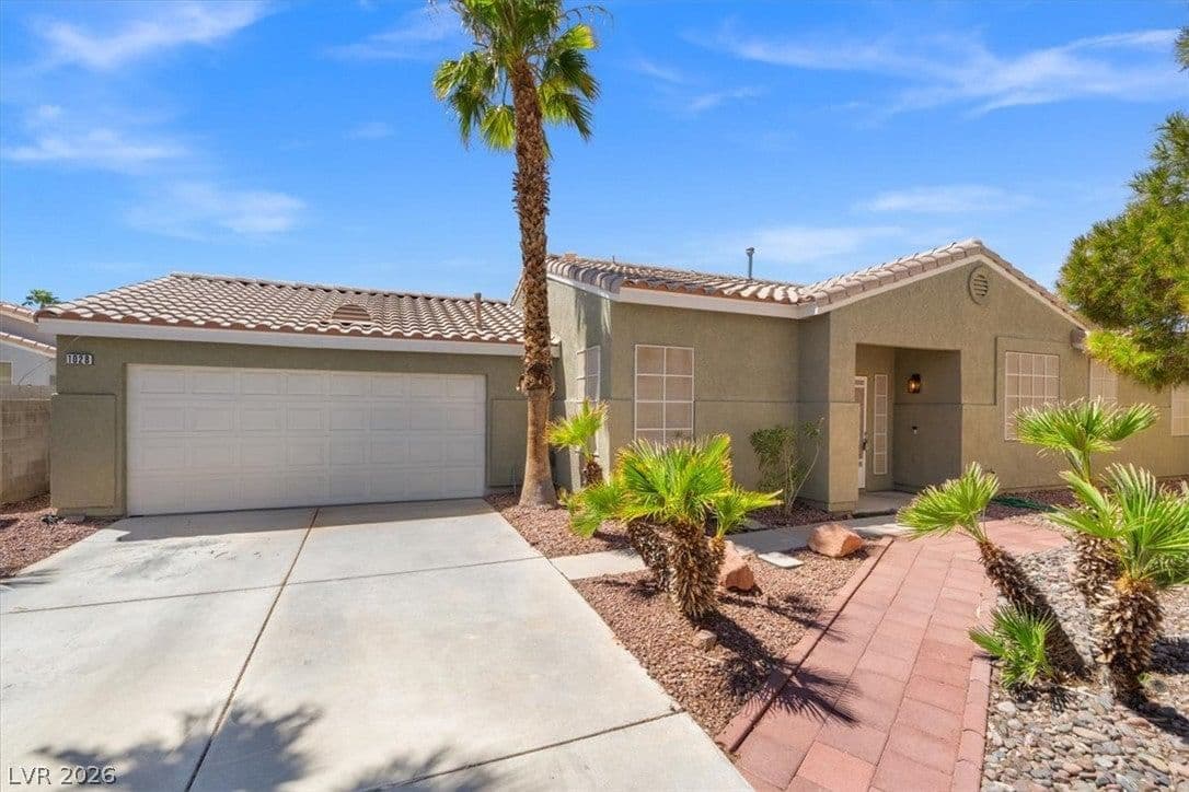 1028 Country Skies Avenue photo 2