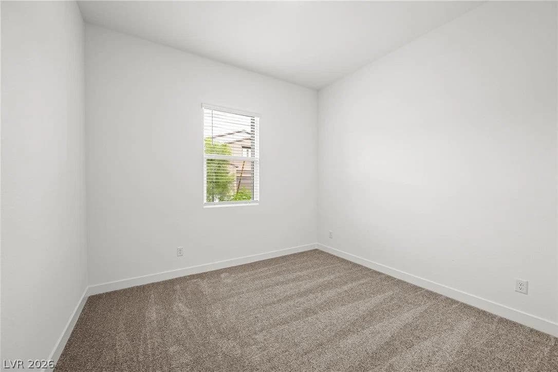 10405 Diana Summit Street photo 4