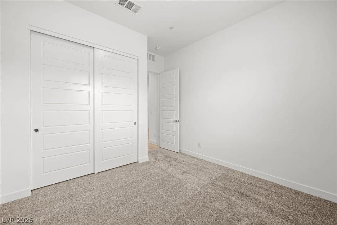 10405 Diana Summit Street photo 5