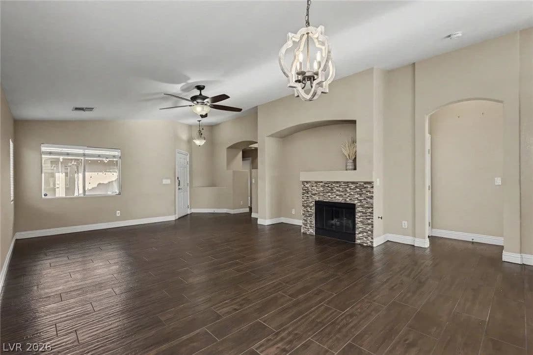 1107 Snow Roof Avenue photo 5