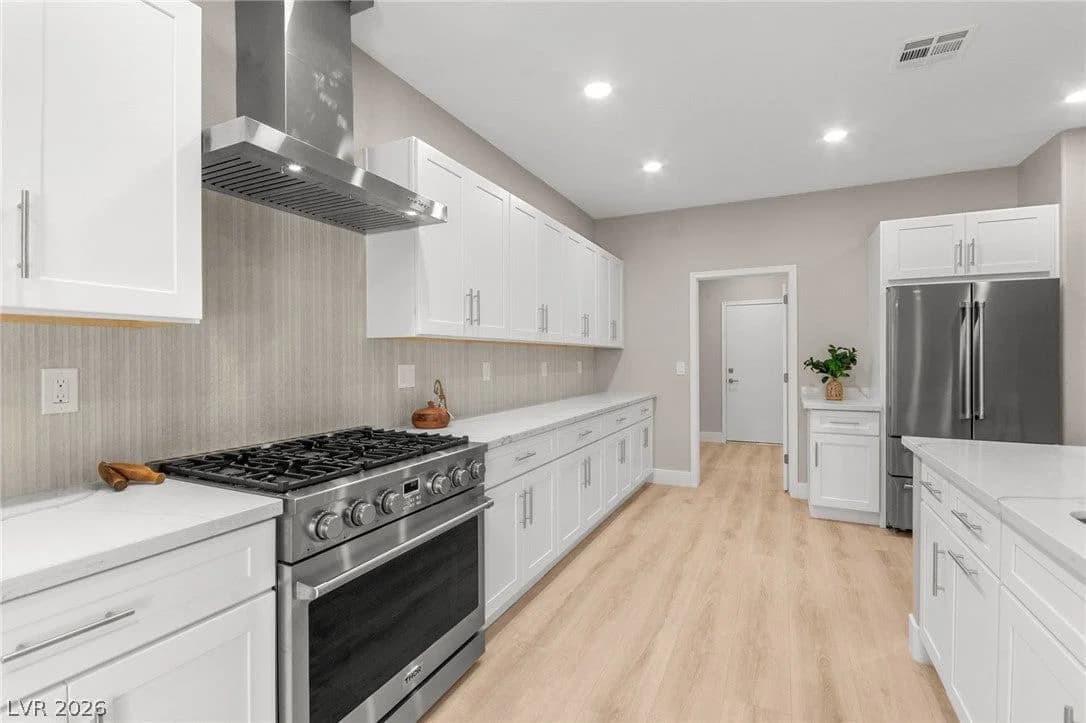2100 Burtonsville Drive photo 2