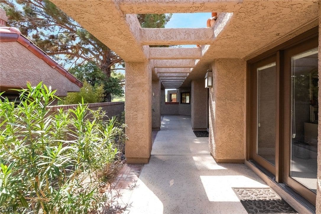 7307 Mission Hills Drive photo 4