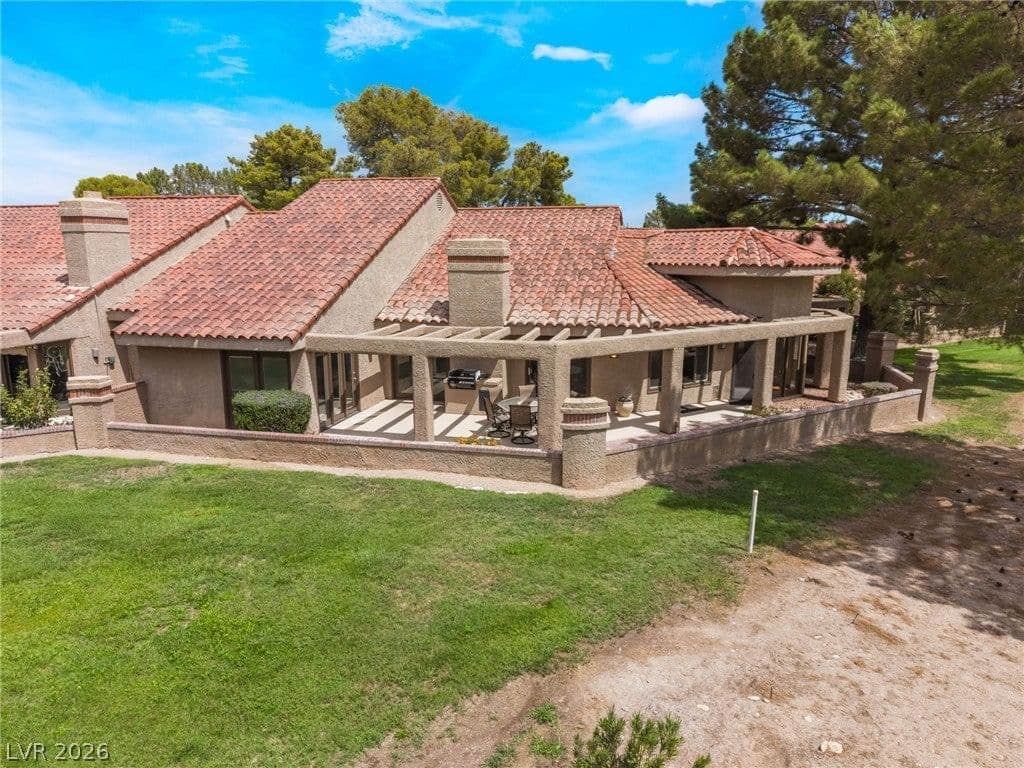 7307 Mission Hills Drive photo 2
