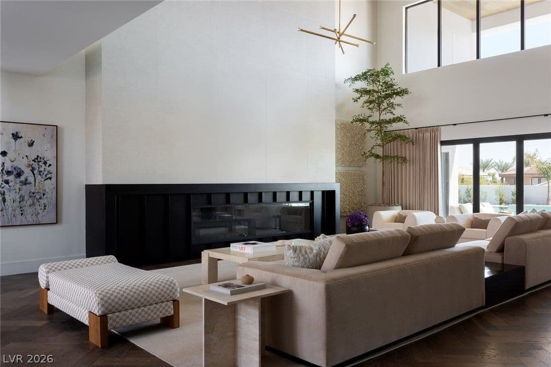5086 Scenic Ridge Drive photo 3