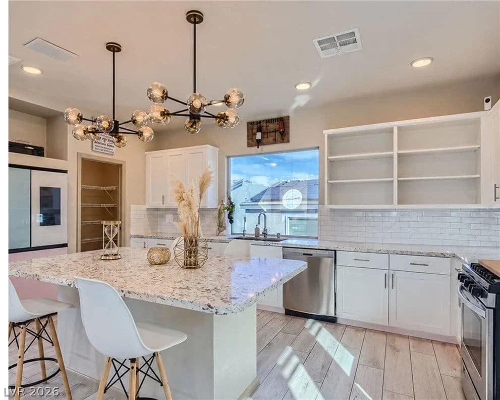 8044 Haywood Estate Avenue photo 4
