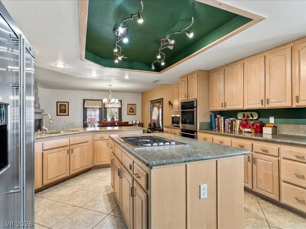 3740 Rick Stratton Drive photo 3
