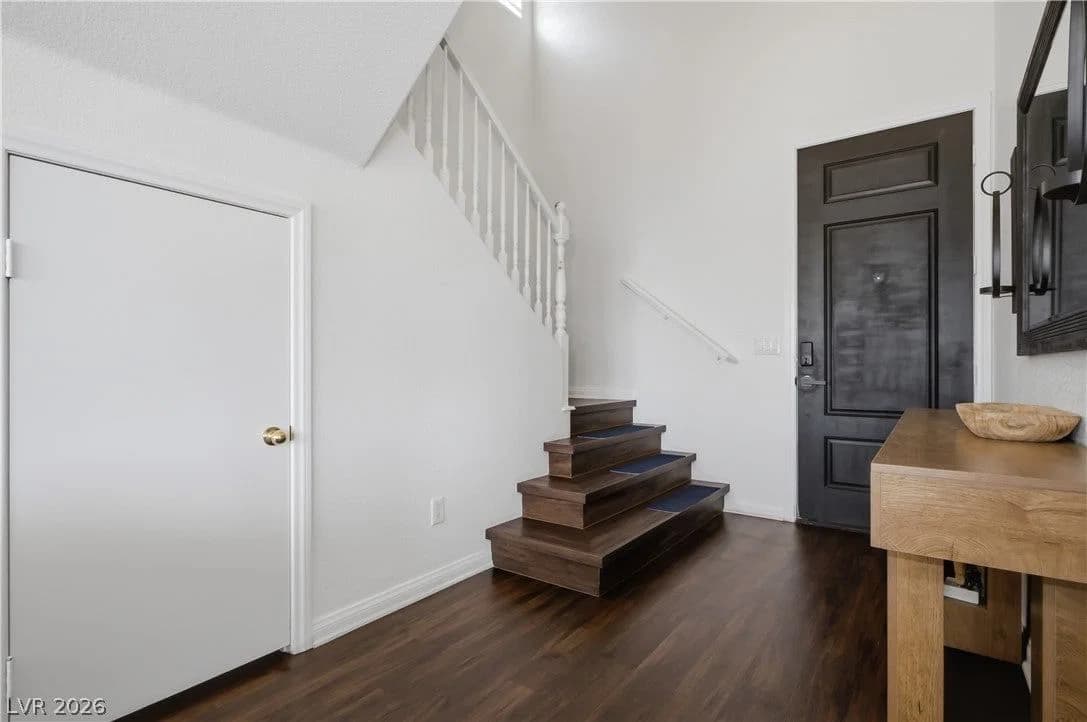 5617 Midnight Breeze Street photo 5