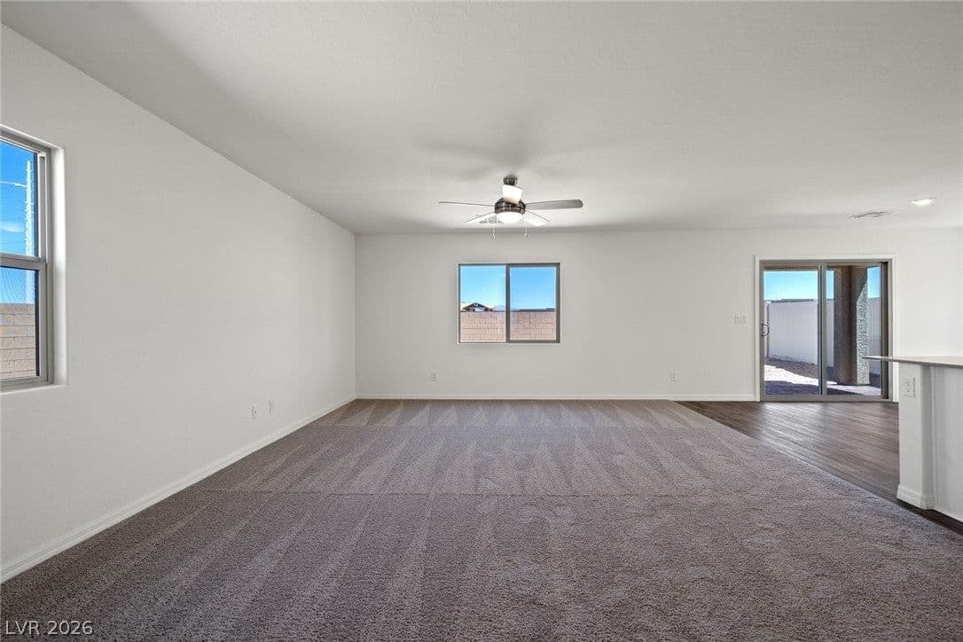 6758 Magnolia River Avenue photo 2