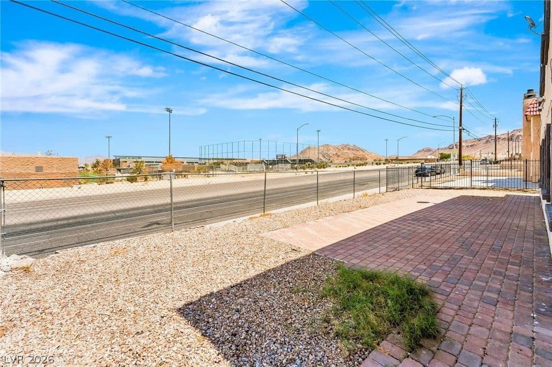 6914 Appleton Drive photo 4