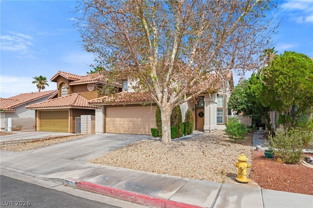 310 Windmere Street photo 2