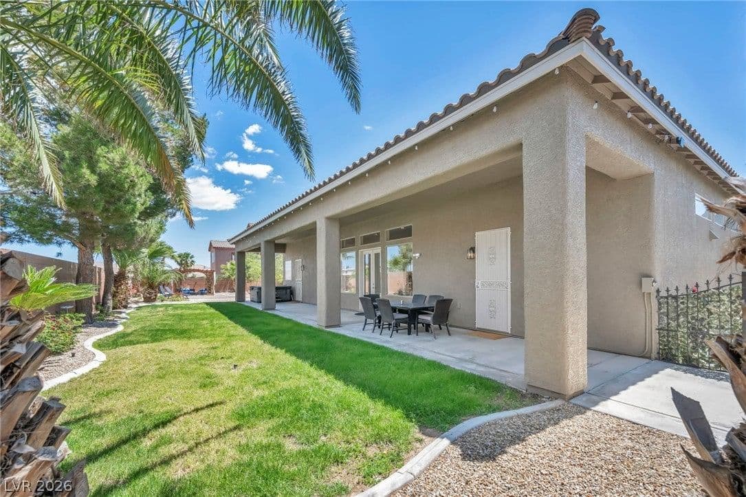 4528 Velvet Crest Lane photo 5