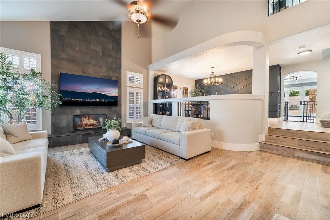 826 Rising Star Drive photo 4