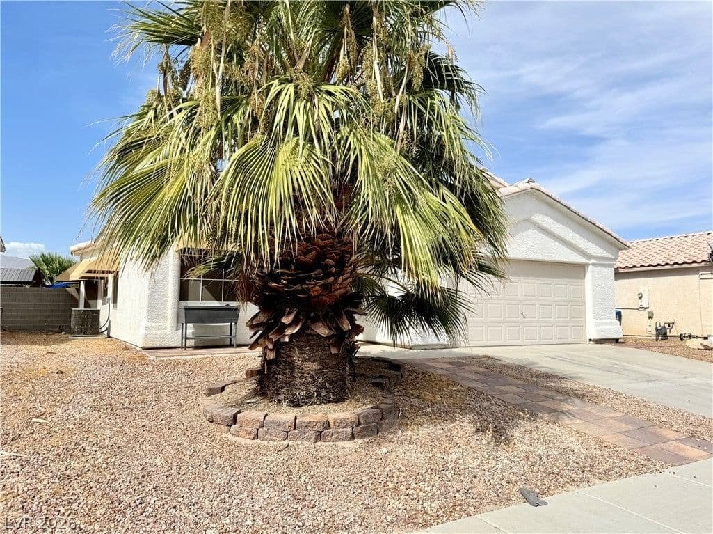 2112 Panther Place photo 4