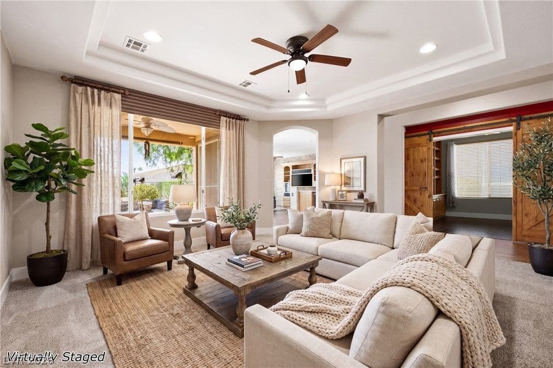 10347 Profeta Court photo 4