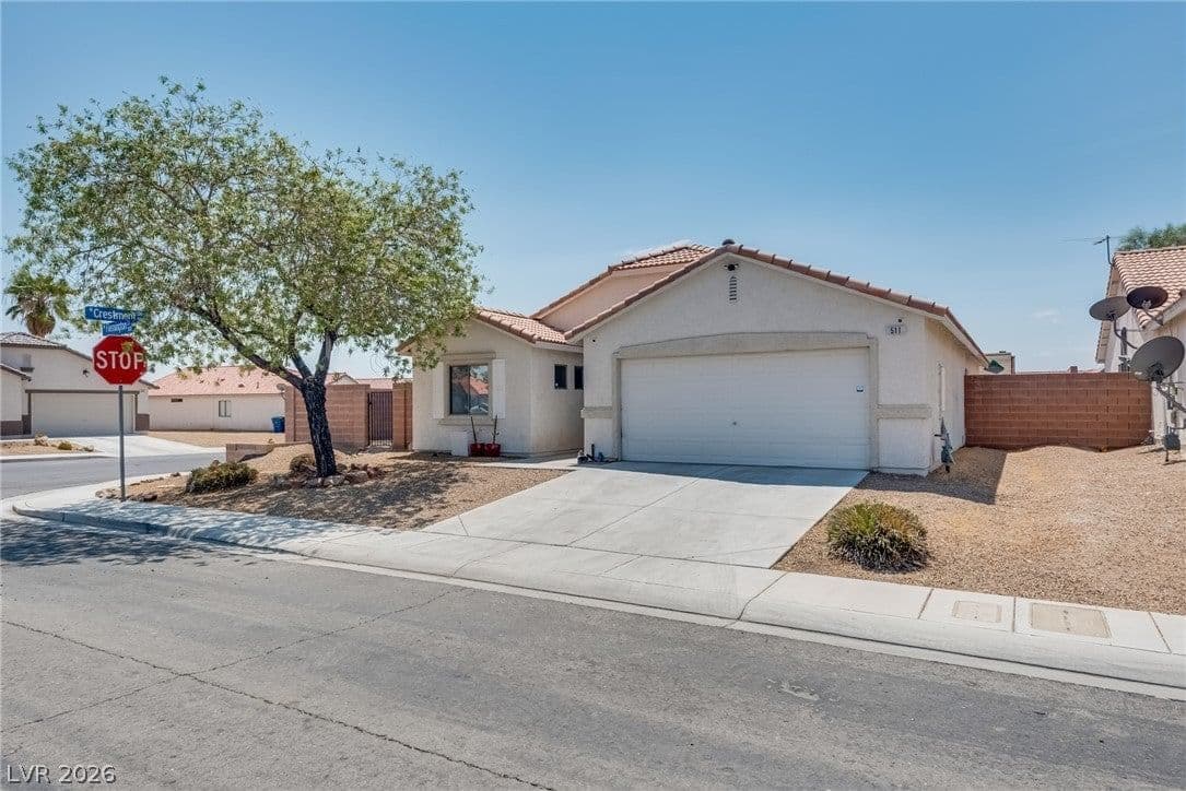511 Flemington Court photo 2