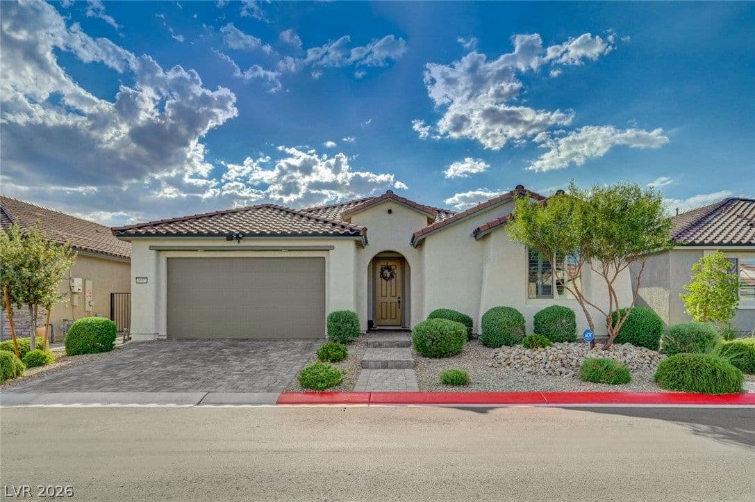 6557 Corsari Ridge Street