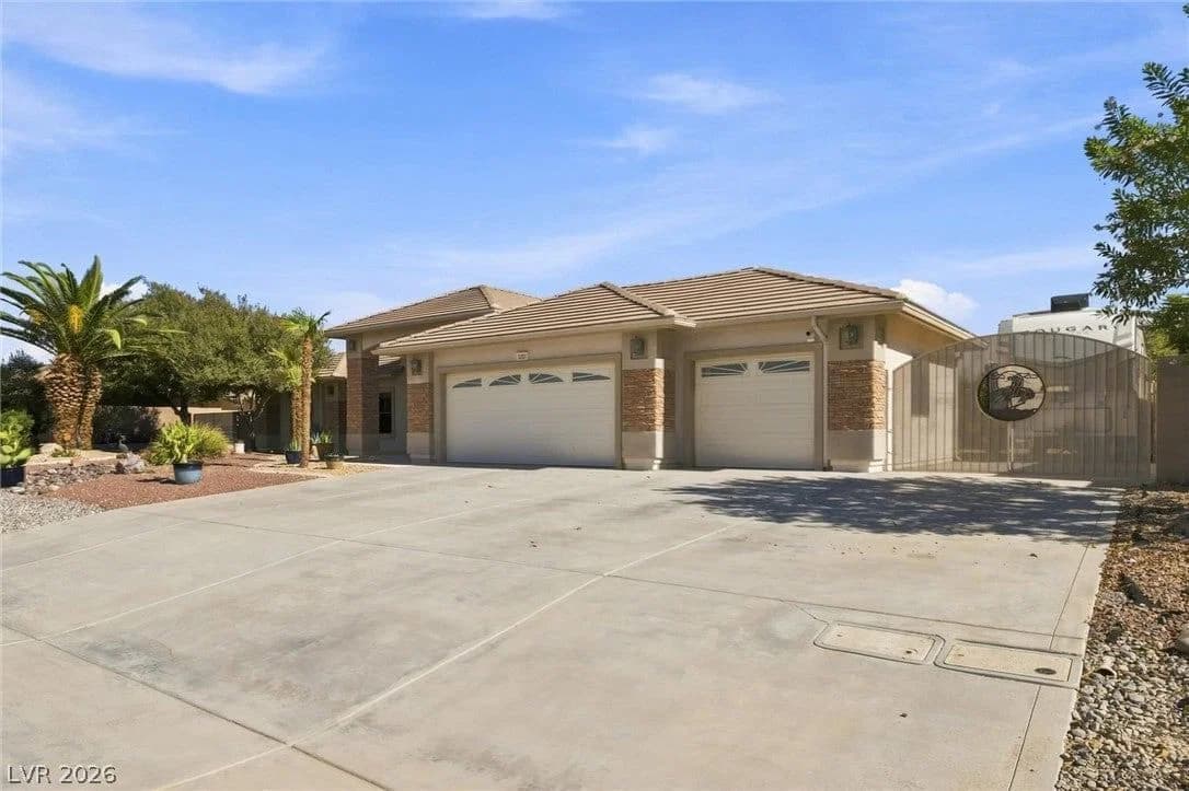 5321 Deerfield Court photo 4