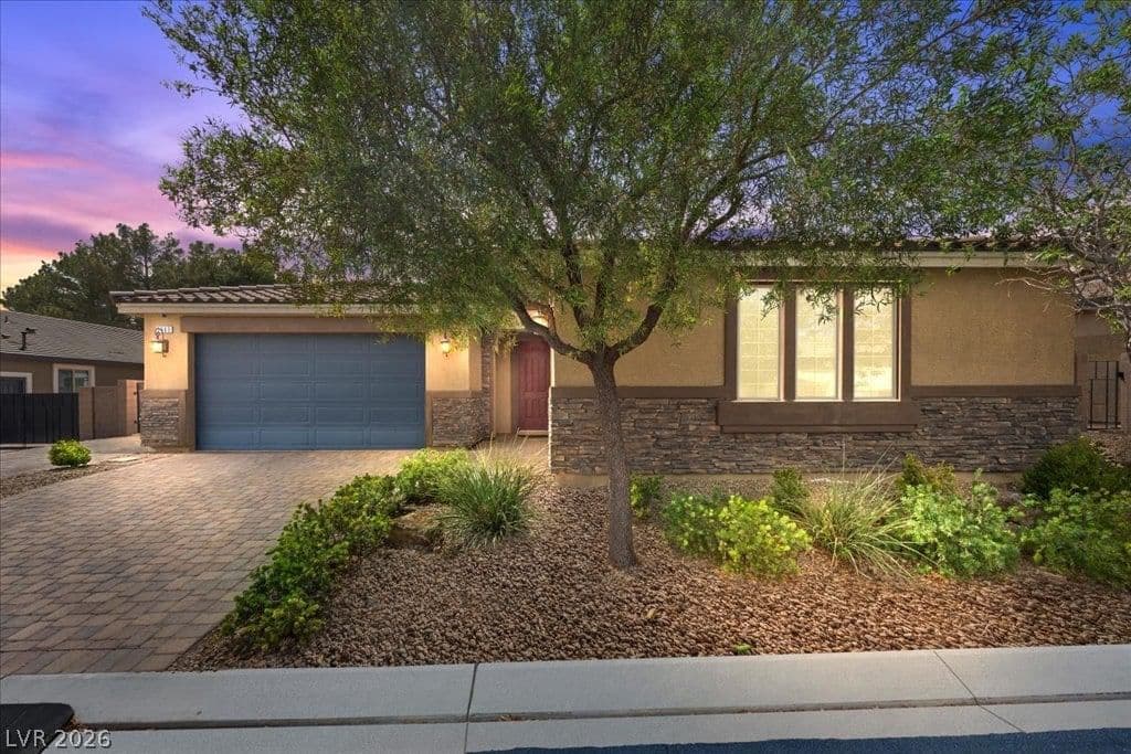 5665 Mystical Knight Court photo 2