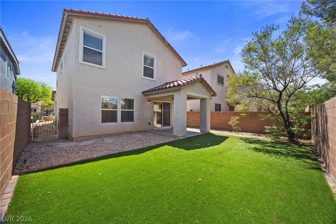5304 Country Retreat Court photo 4