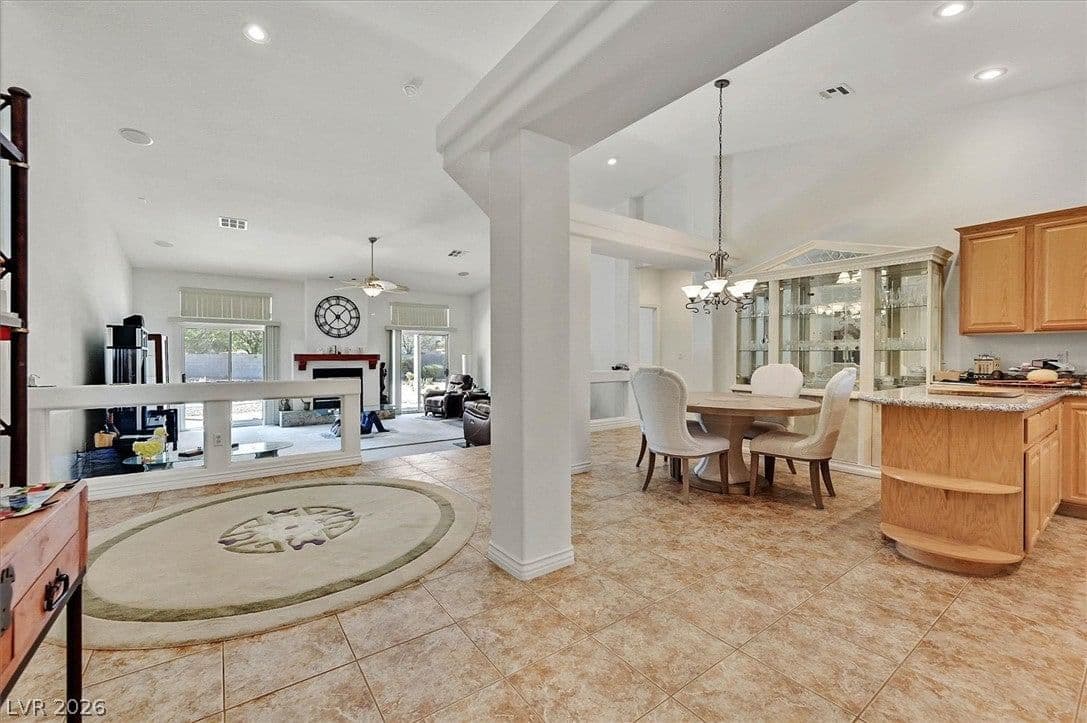 7222 Silver Charm Court photo 2