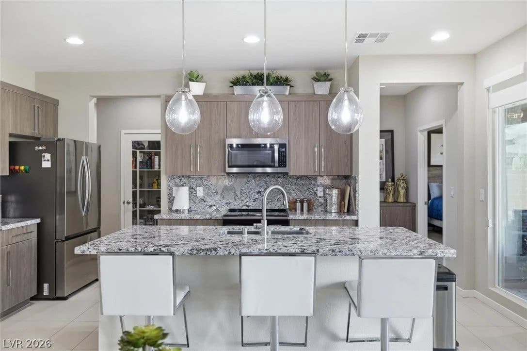 4884 Cactus Canyon Drive photo 5