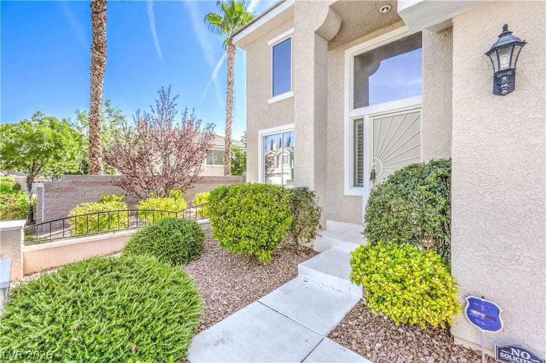 1032 Venetian Hills Lane photo 4