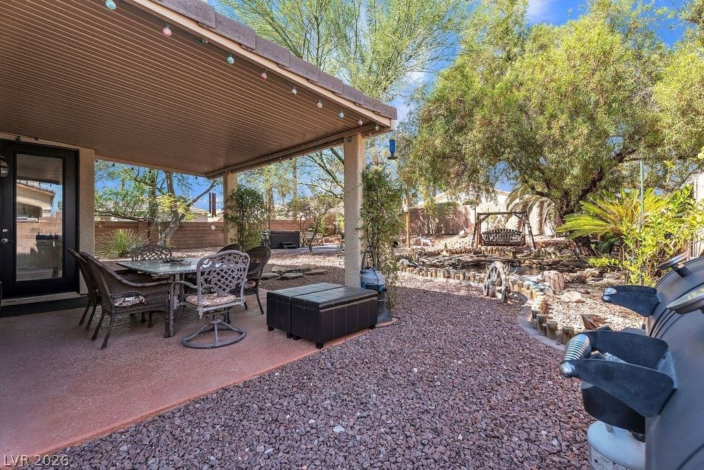 8221 Glistening Rush Street photo 4