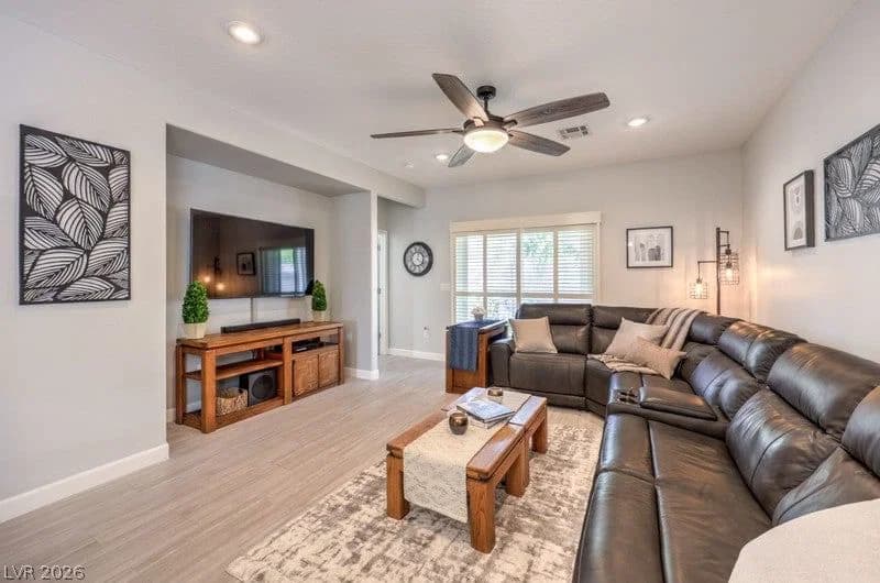 2452 Gamma Ray Place photo 3