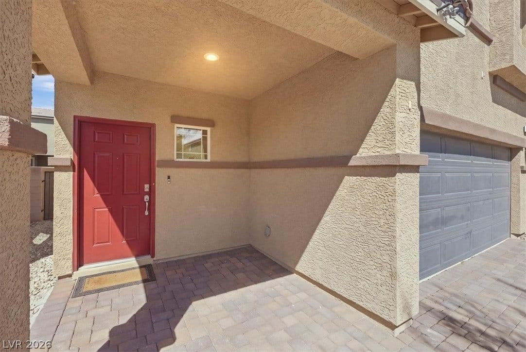 7227 Glimmer Point Street photo 4
