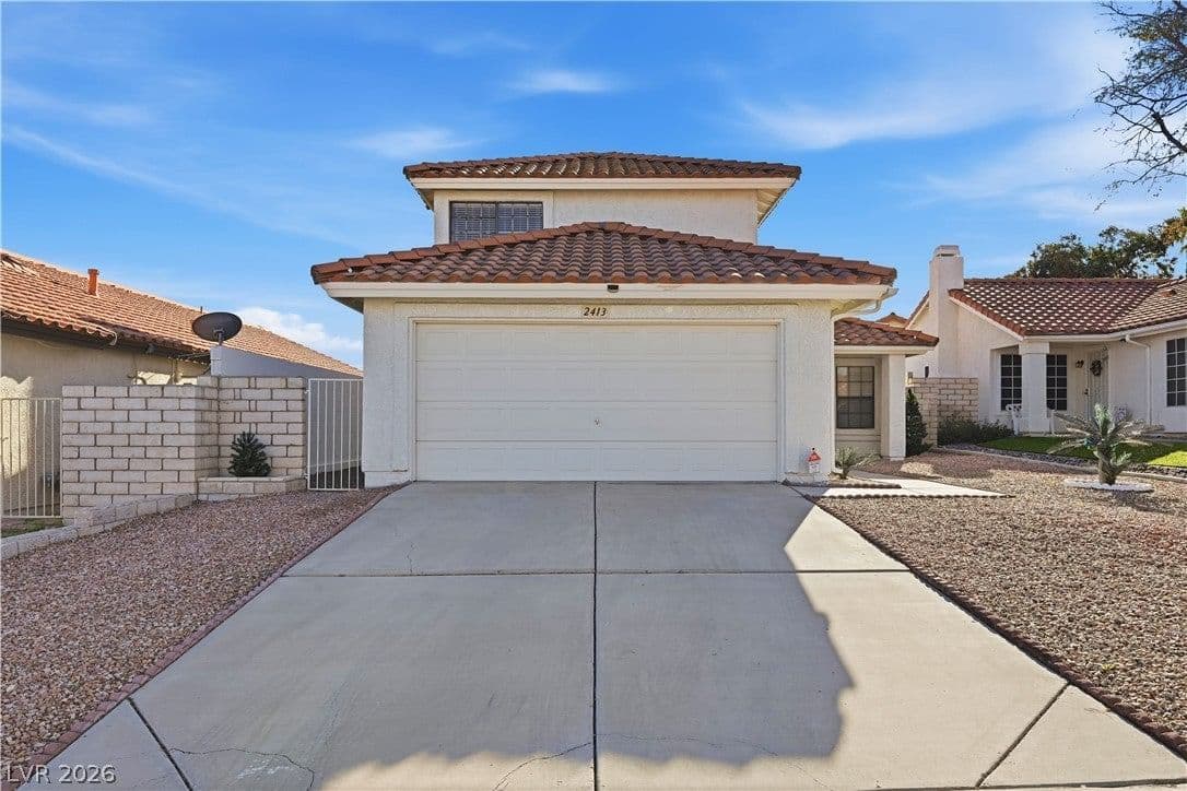 2413 Muirfield Avenue photo 3