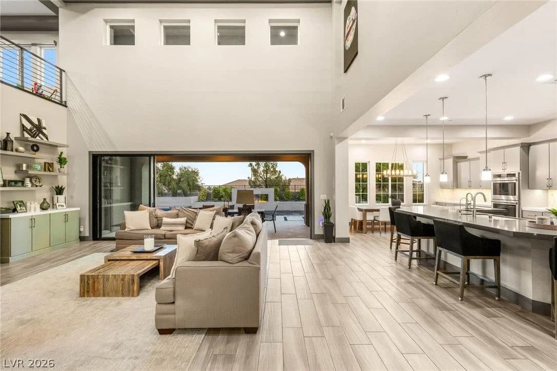 6294 Magnifico Circle photo 5