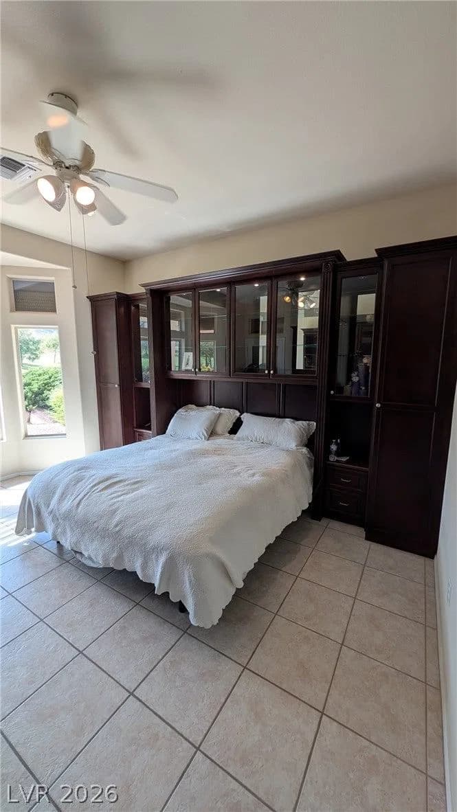 2729 Spalding Drive photo 3