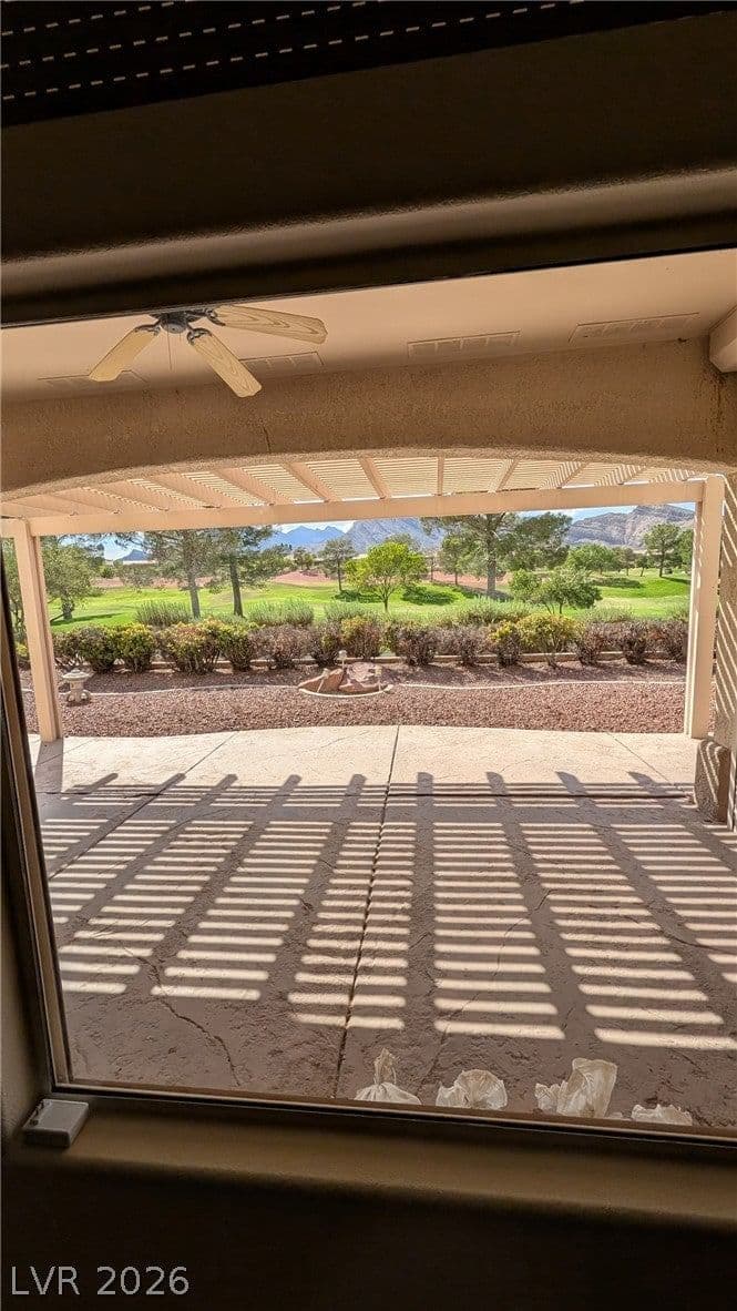 2729 Spalding Drive photo 4