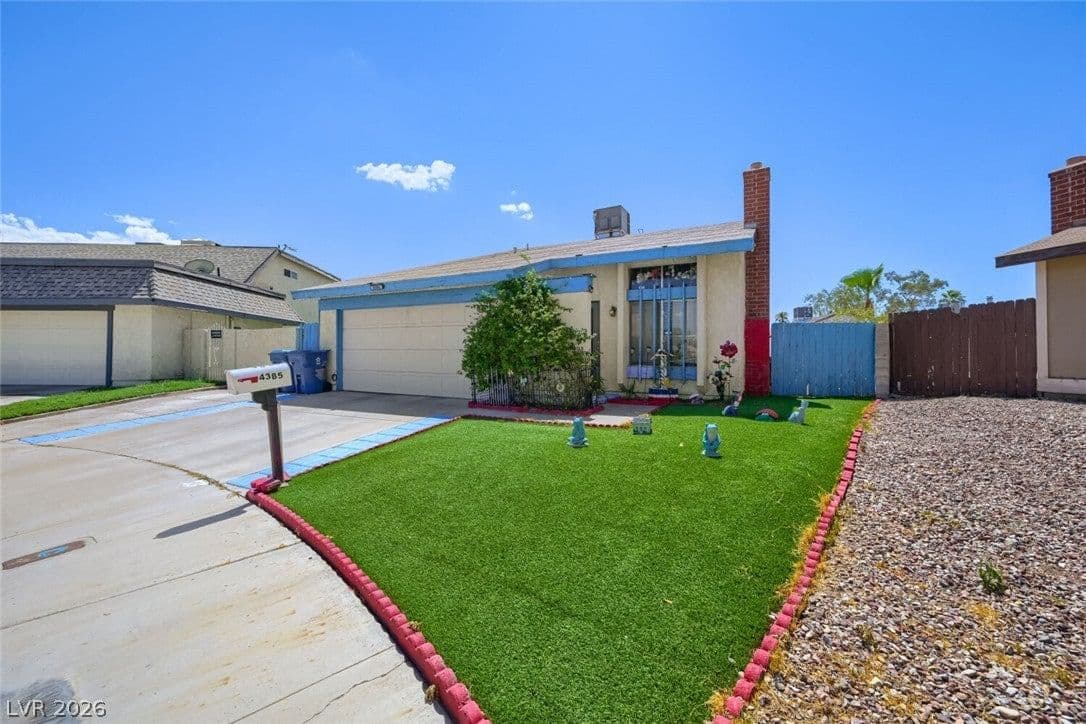 4385 Sunnyview Court photo 4