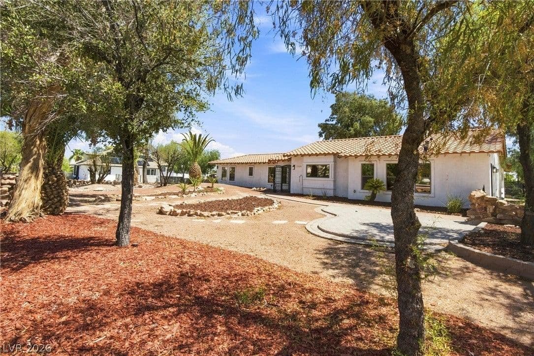 7744 Rancho Destino Road photo 4