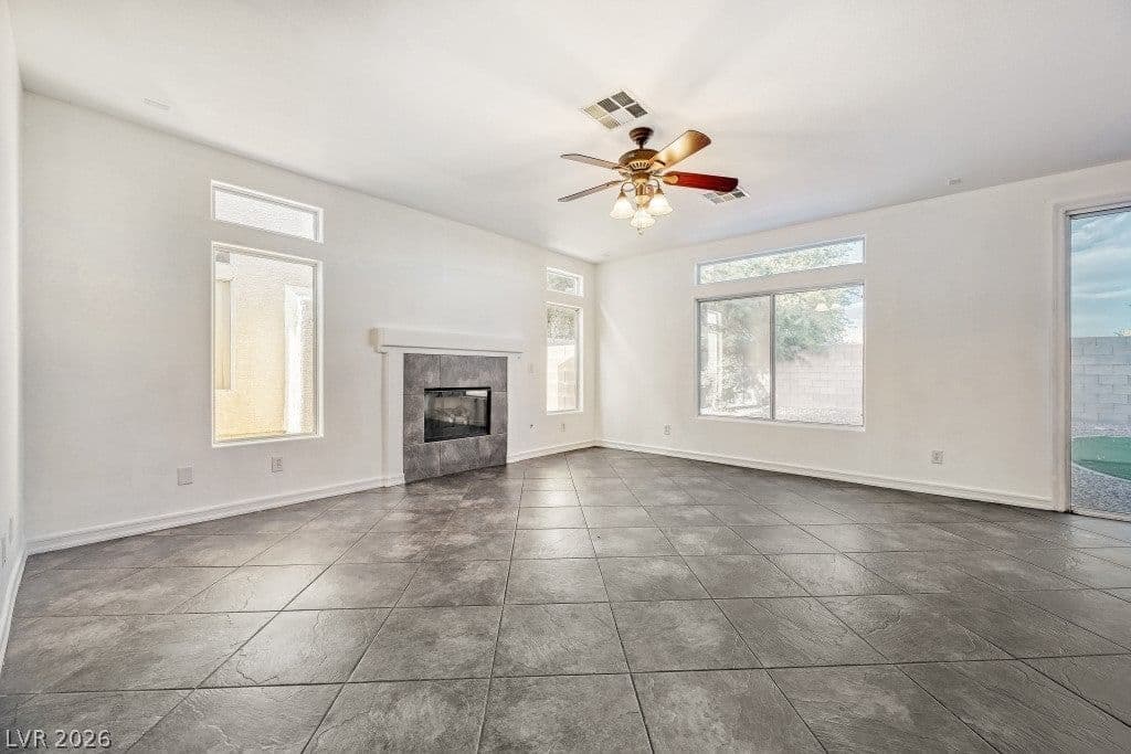 8447 Amherst Valley Street photo 4