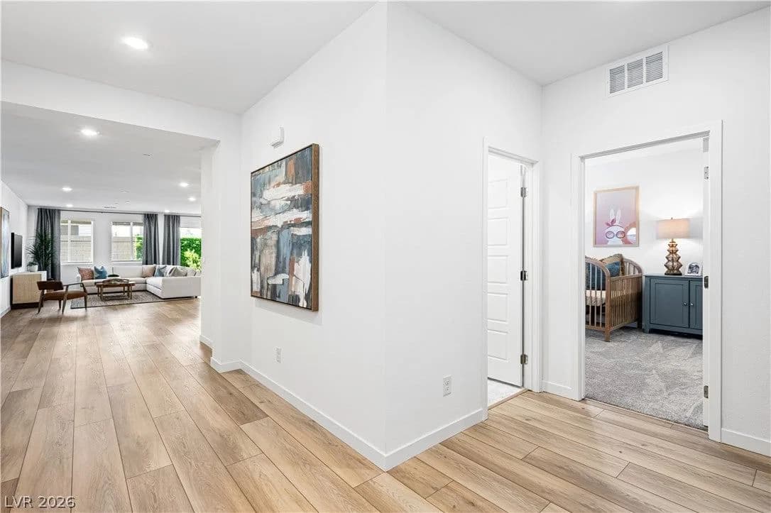 129 Rowan Grove Avenue photo 3