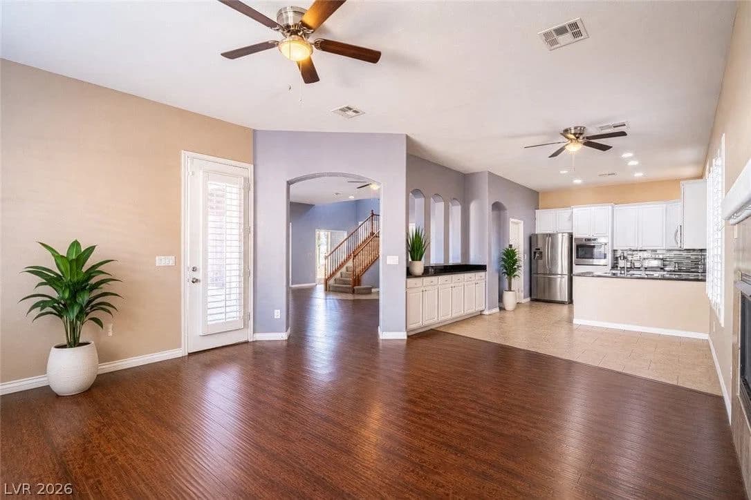 6133 Stibor Street photo 4