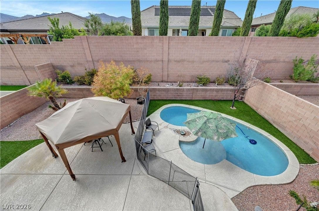 6937 Benson Ferry Street photo 2