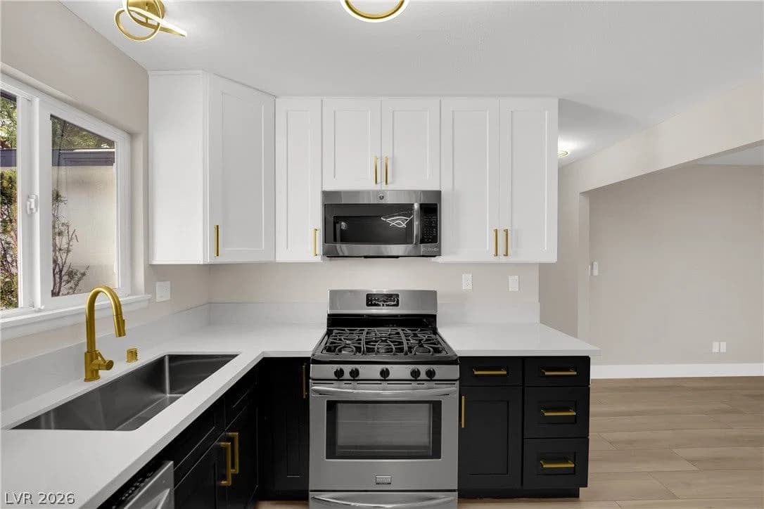 2109 Jansen Avenue photo 5