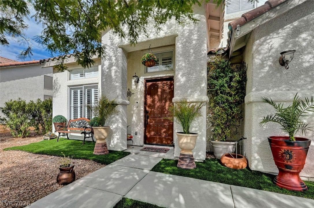 5926 Gingham Street photo 2