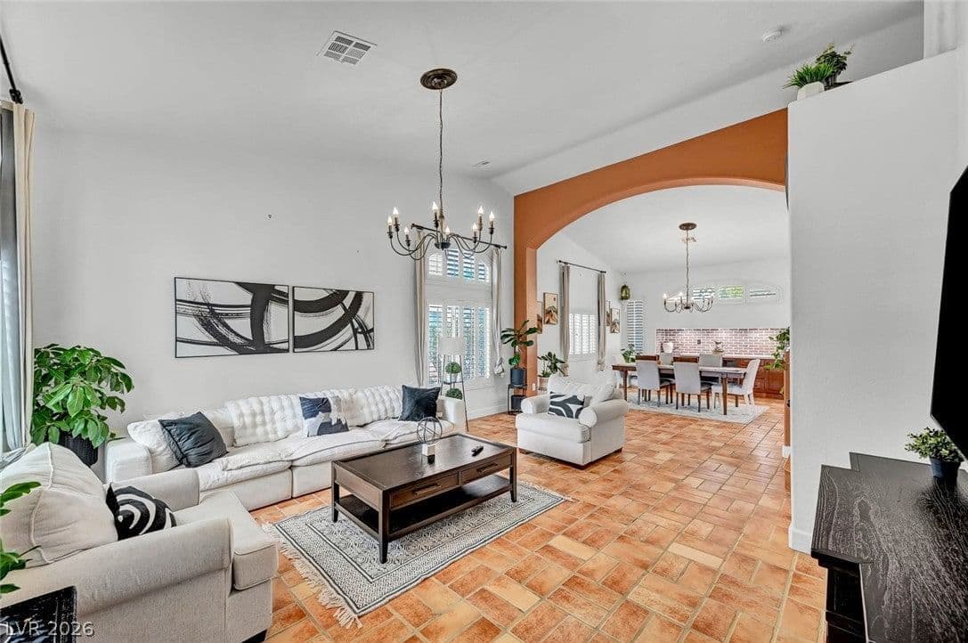 5926 Gingham Street photo 4