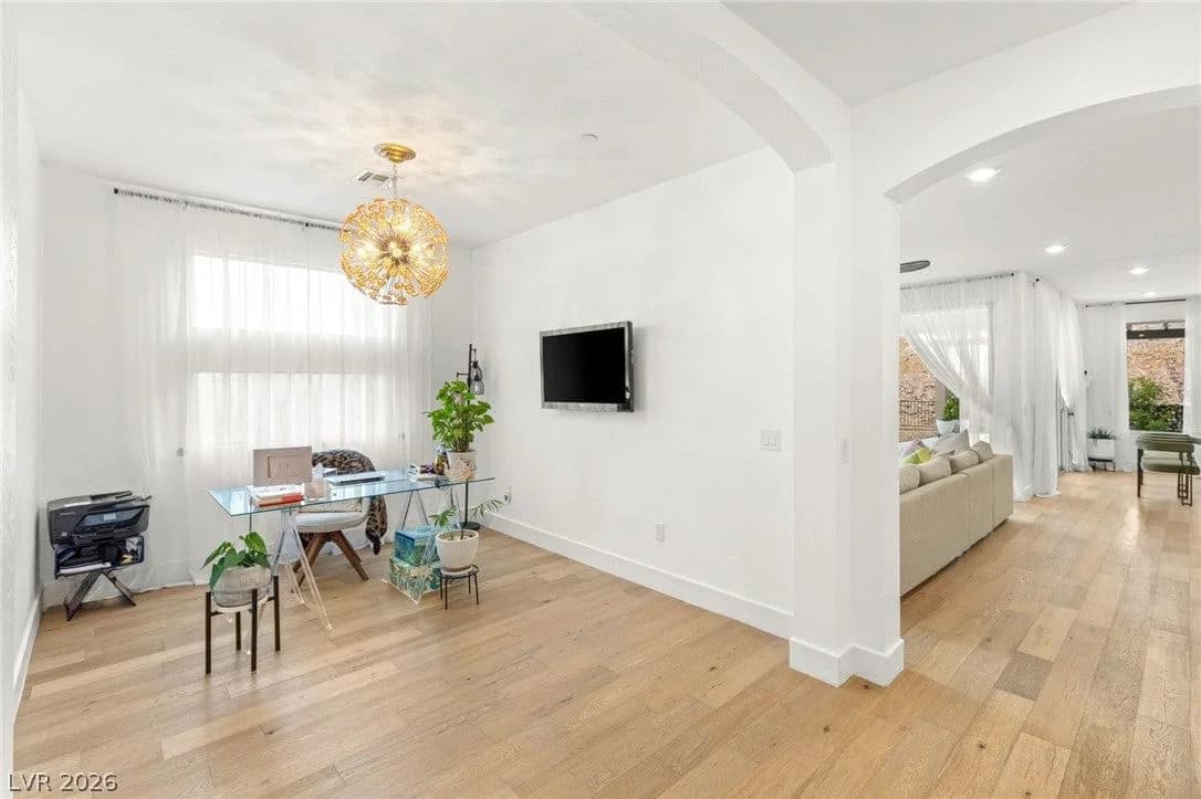 6 Sun Lily Lane photo 5